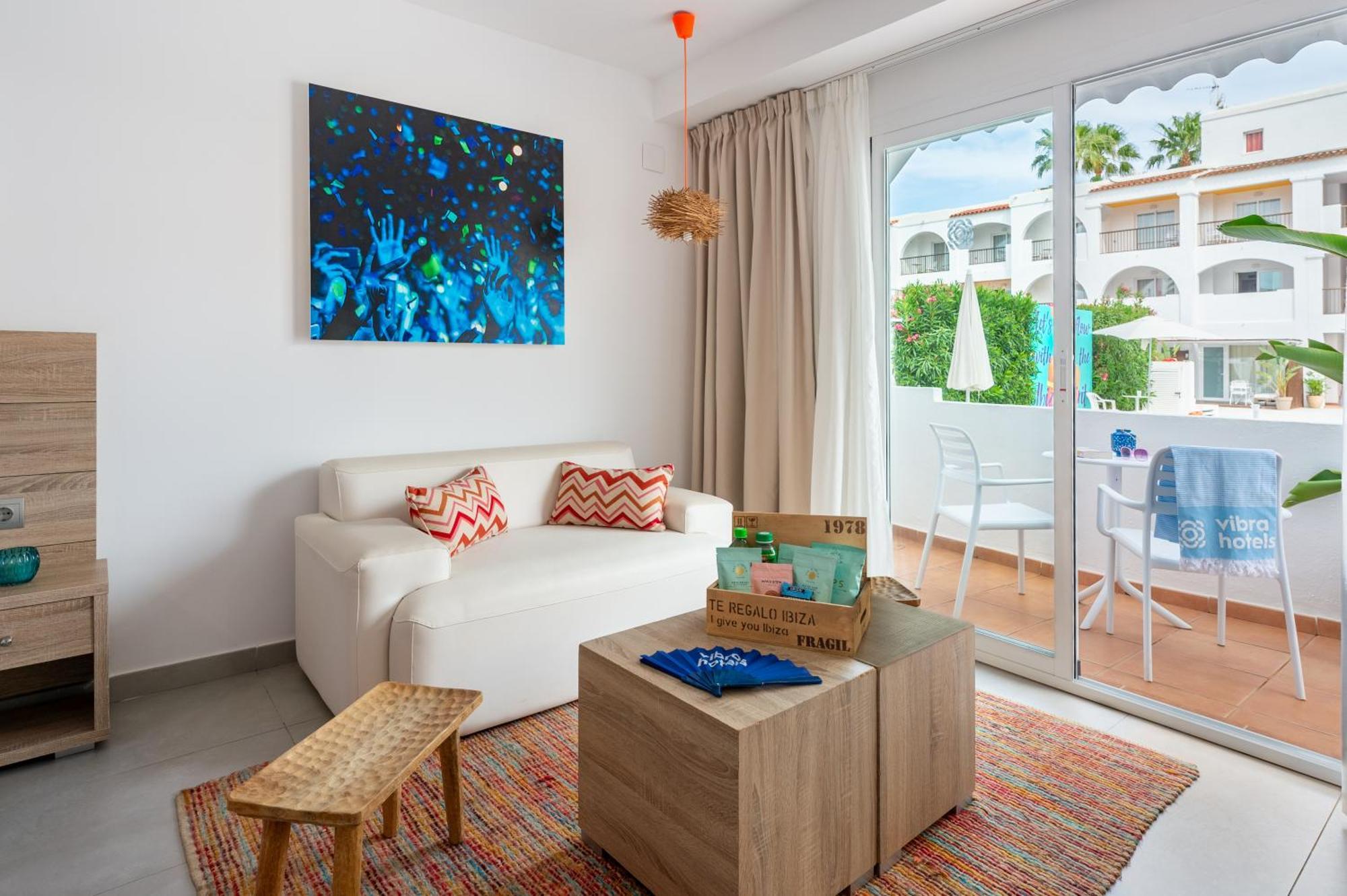 Hotel Vibra Bossa Flow - Adults Only Playa d'en Bossa Exterior foto